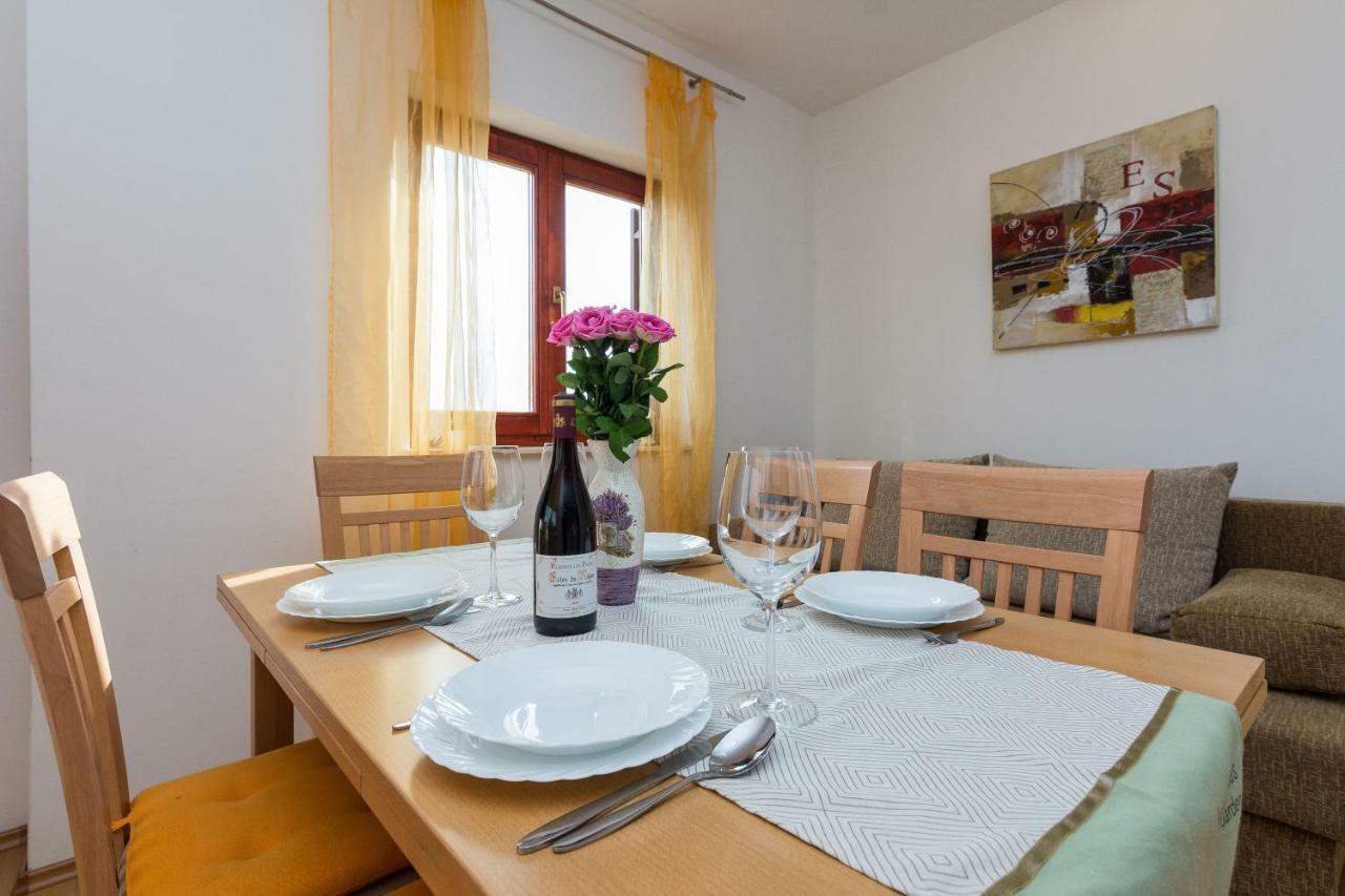 Apartments Blandona 비오그라드나모루 외부 사진
