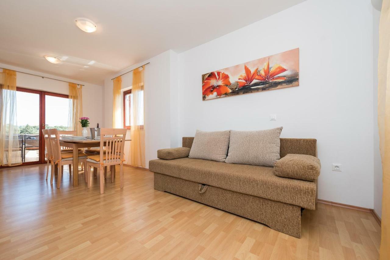 Apartments Blandona 비오그라드나모루 외부 사진