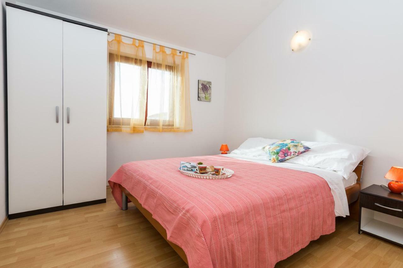 Apartments Blandona 비오그라드나모루 외부 사진